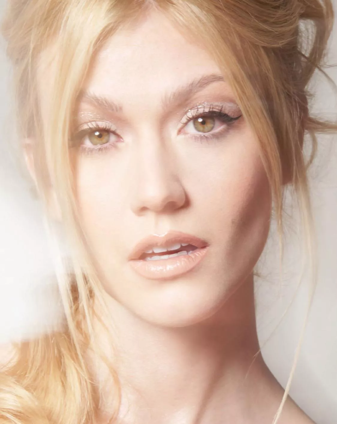 Katherine McNamara posted by Ken789gh