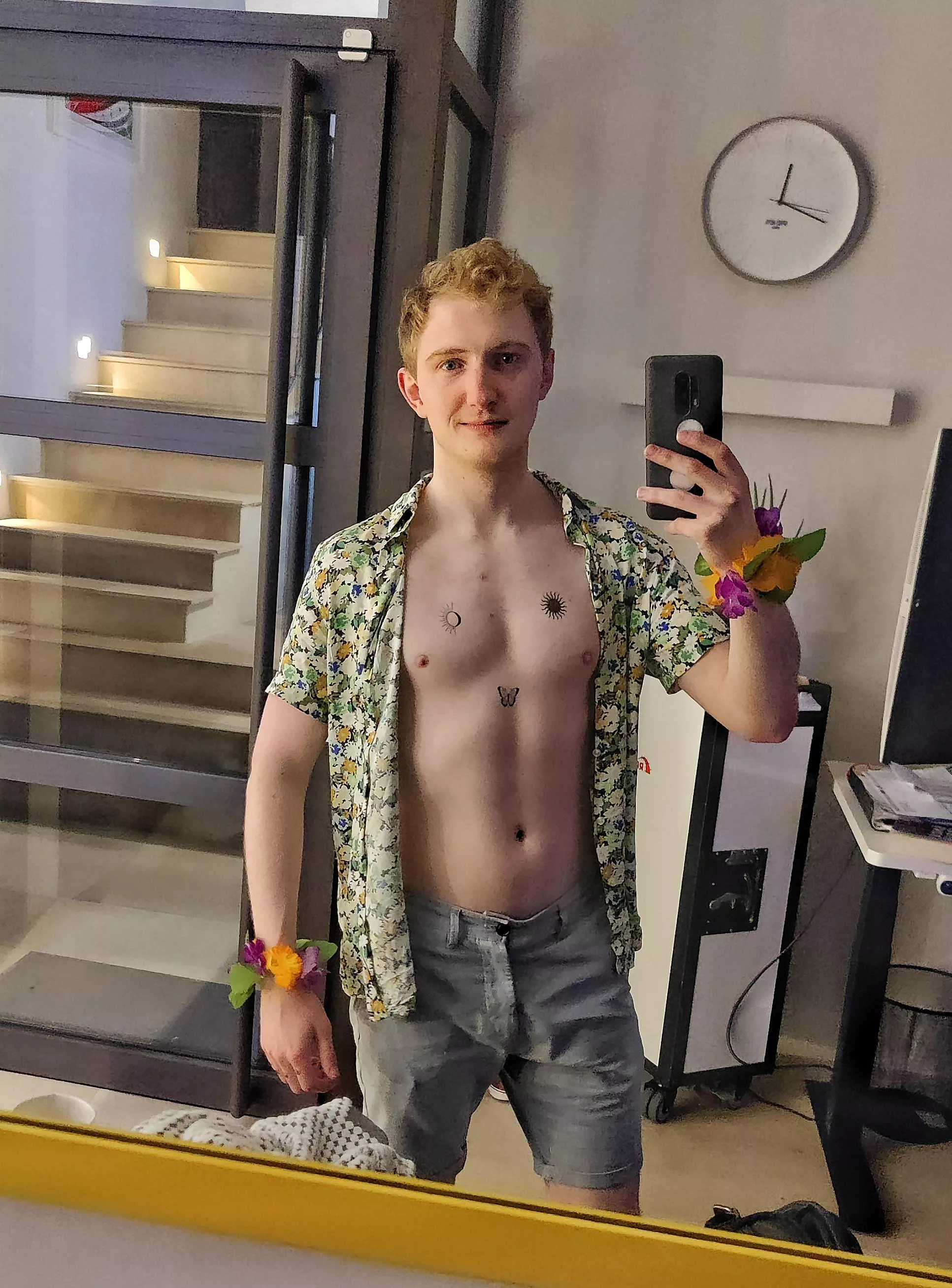 Let's sneak away from the party together? posted by Atomlad360