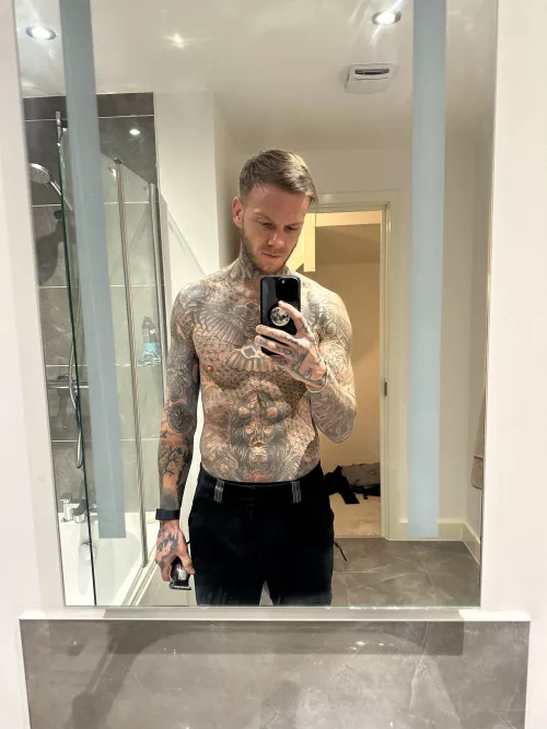 Ngl i love sending dick pics to random Redditors😜 by Worried-Definition65