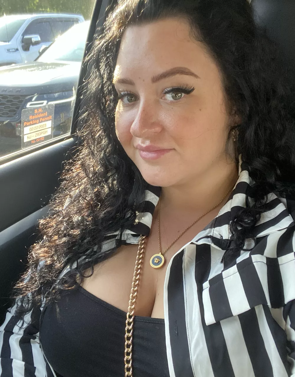 on the way to my hairdresser, wish you a sunny weekend 😇 posted by CravenDigger