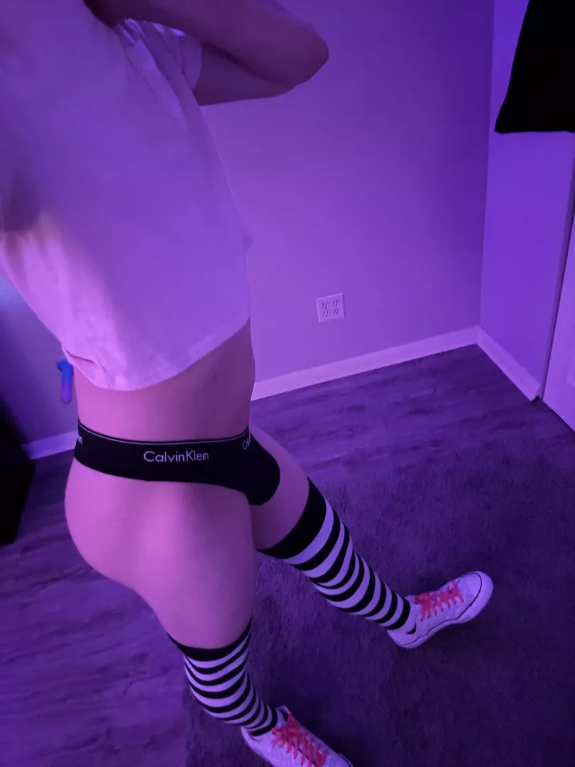 These seem a little small, what do you think? :3 by taylumii
