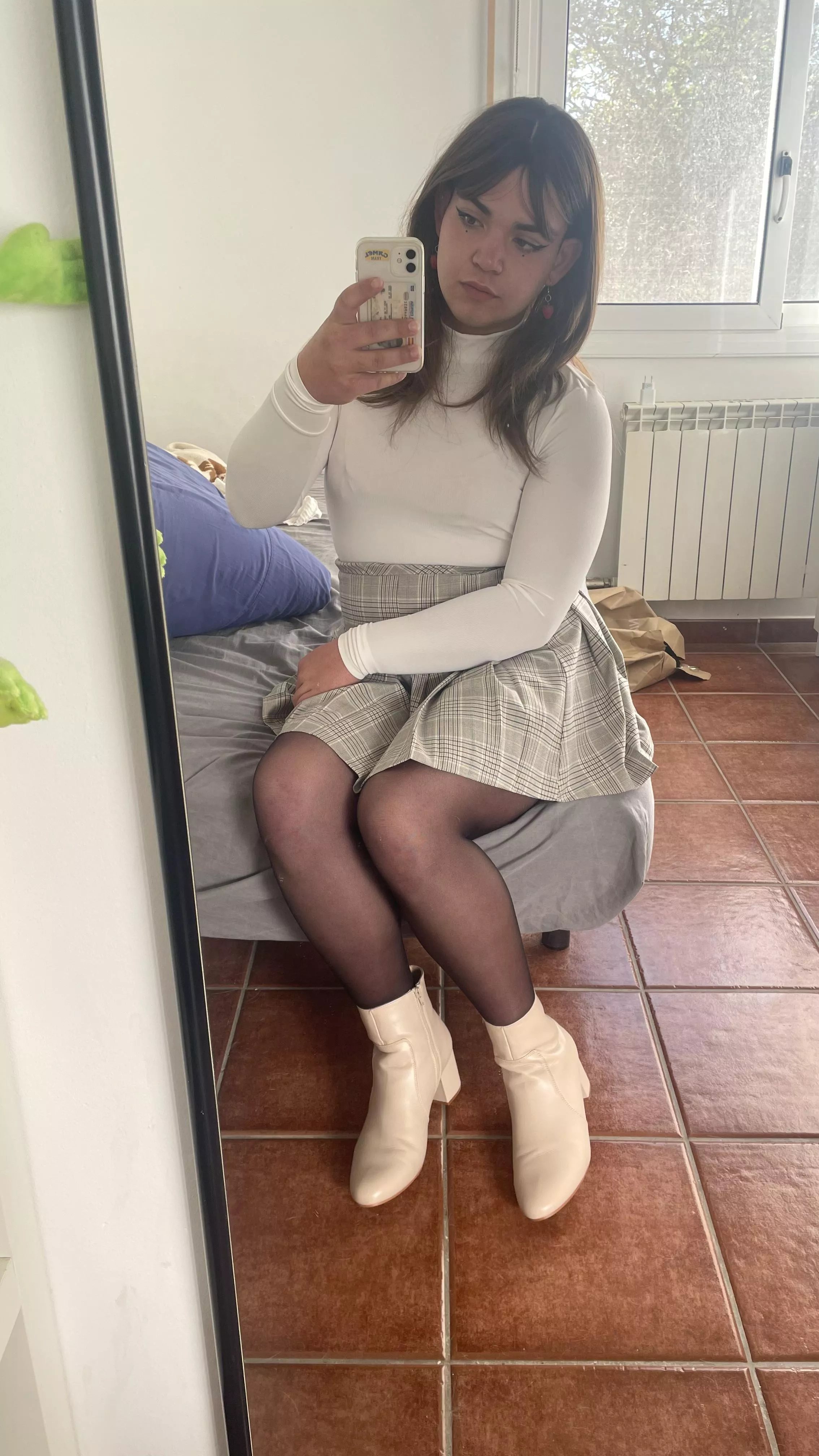 this skirt and the eyeliner changed my perception of life lol posted by cdLunaa