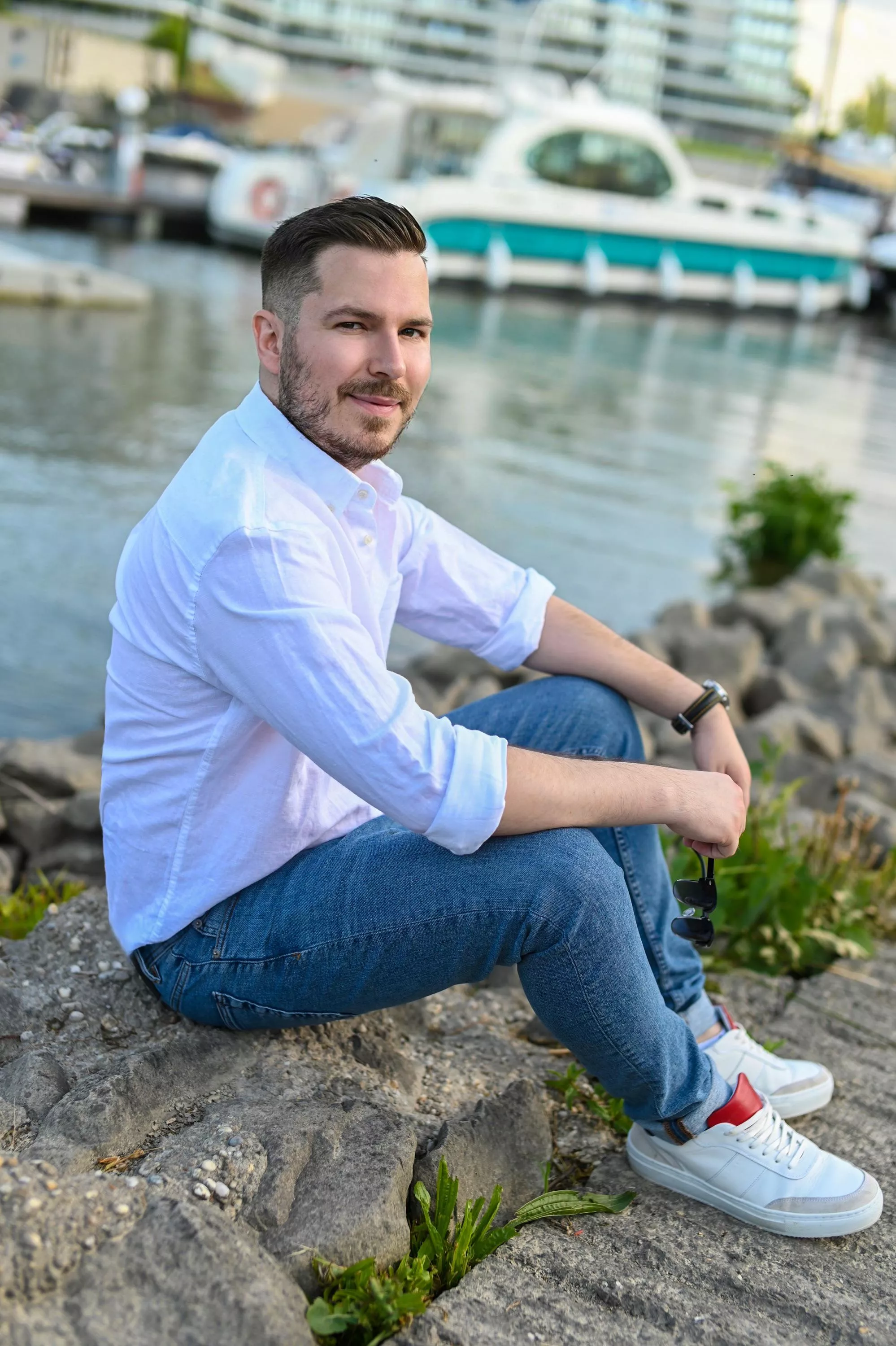 What about this picture as a main picture for my Tinder profile? posted by RebirthReload