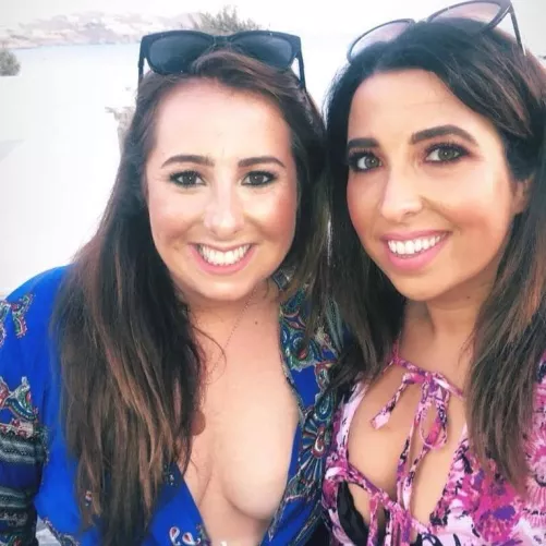 Which sister? [2] by THS_1999