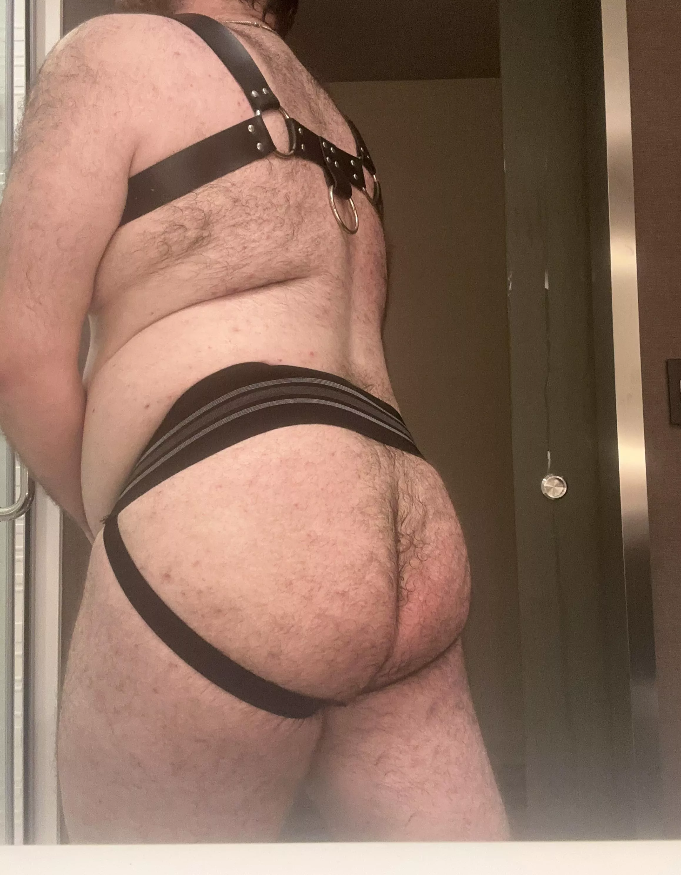 Would you fuck it? 🍑 posted by hollyveryjolly