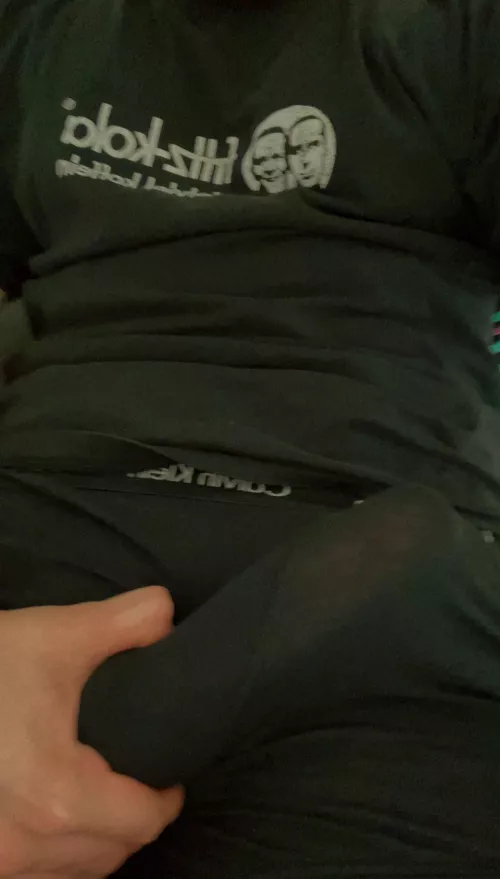 ”yes“for reveal pic in dms;) by Jaded_Finger5877