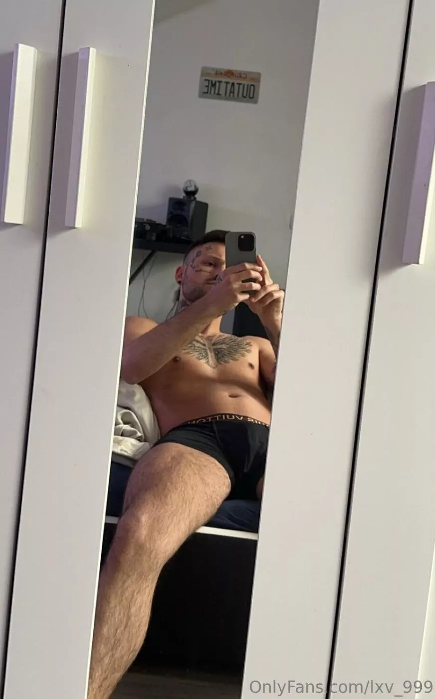 23yo OF 😈 posted by Round_Security_4226