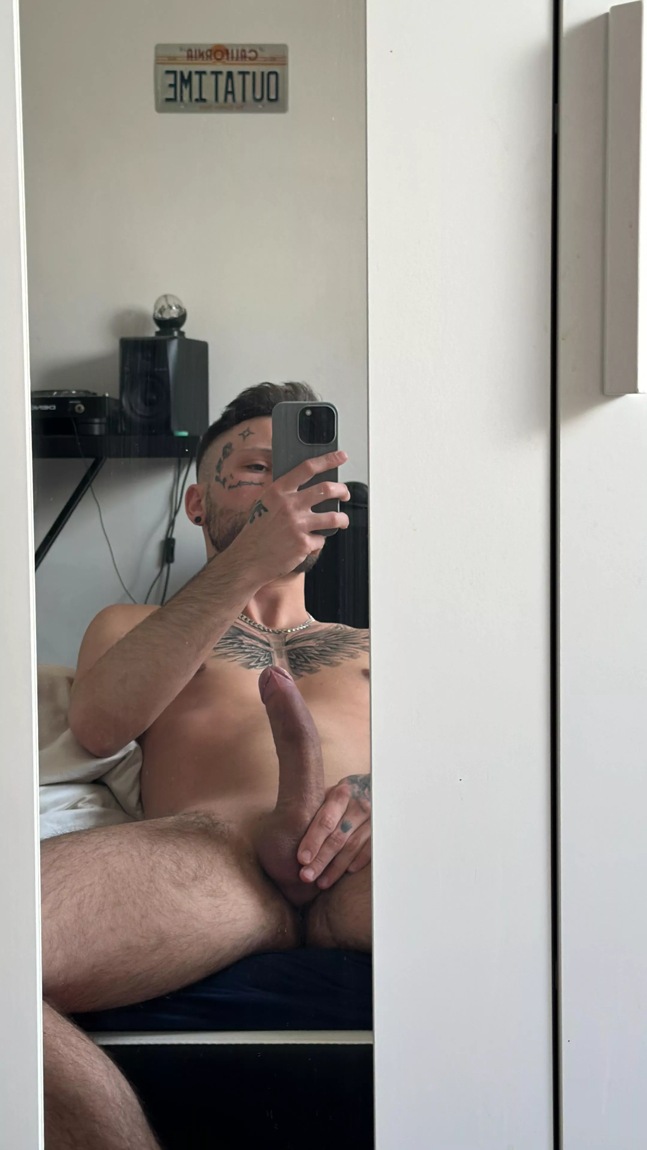 23yo OF posted by Round_Security_4226