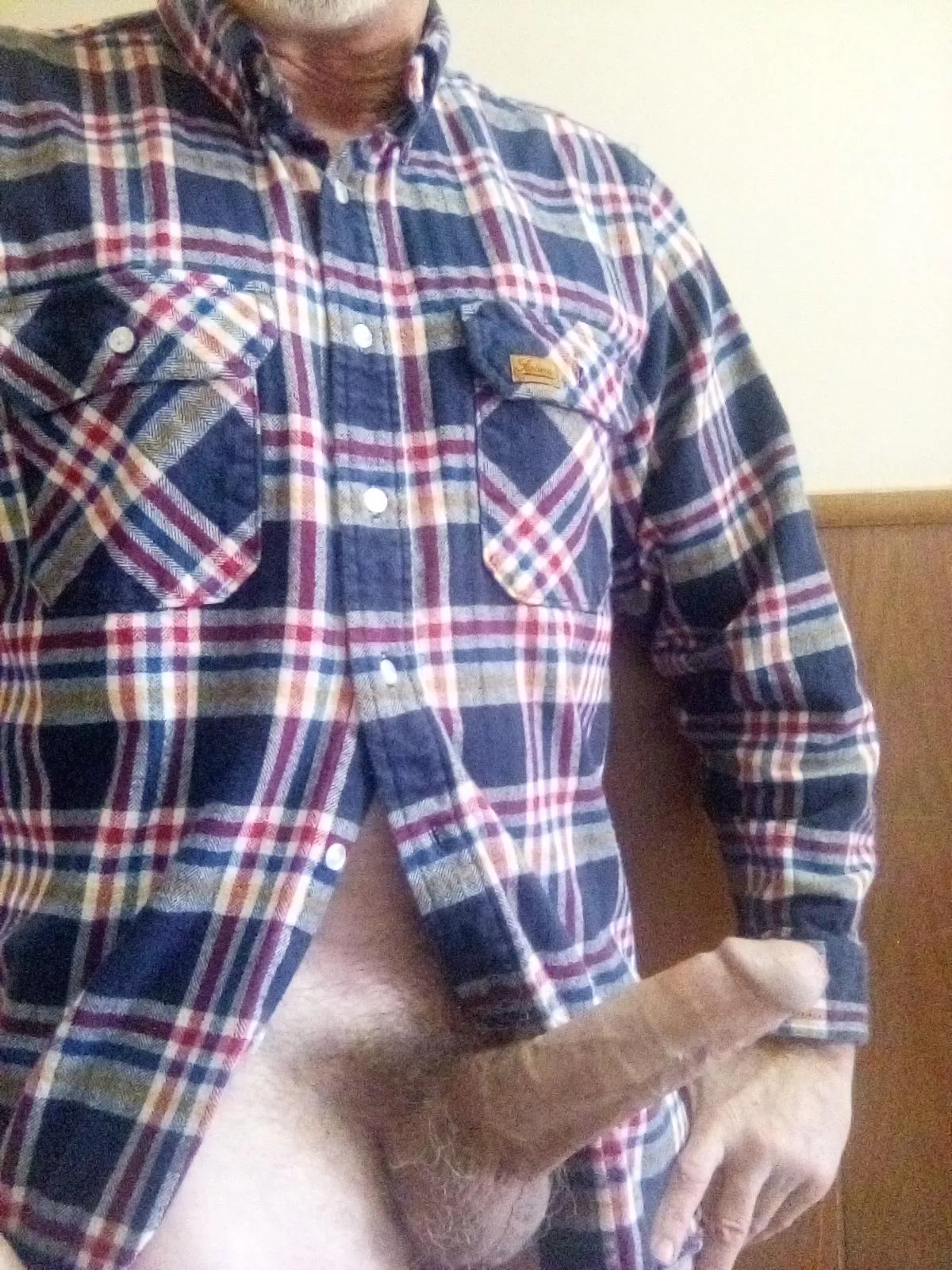 (63) Any ladies want to see a video of me stroking it!? posted by Glad-Software-5780