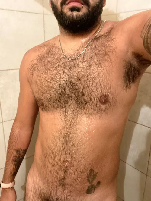 A shower before going to sleep by Flirtymank