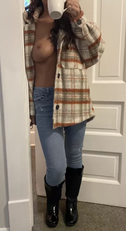 Are you approaching a 52 year old like me or am I too old for you  by LavishLynn52