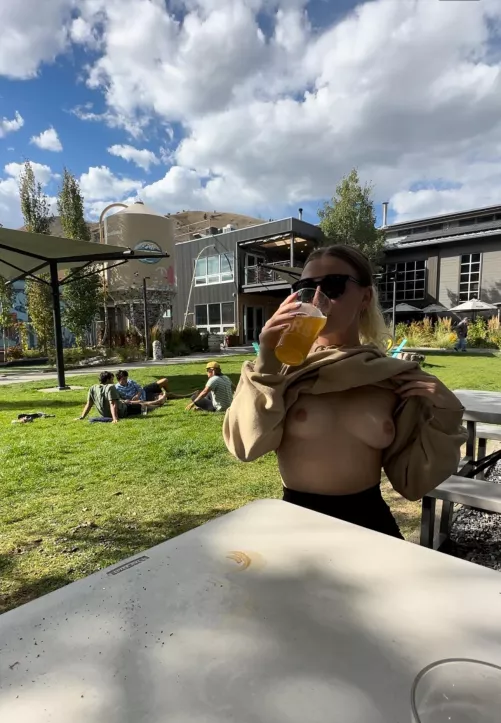 Beer and boobs ;)  by Babykaittt