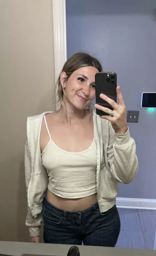 Braless is so cute in white!  by Aubxbre