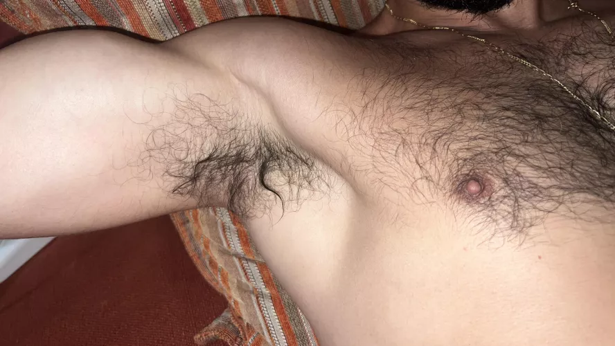 Come worship my sweaty pits by pits_addict