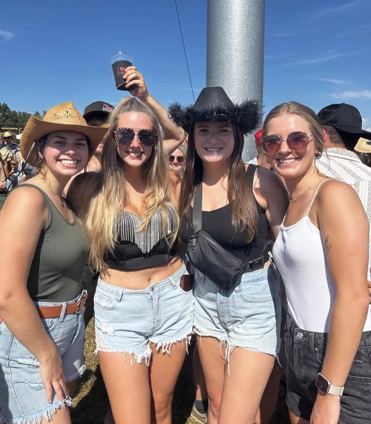 Cowgirls! posted by Chefitup69