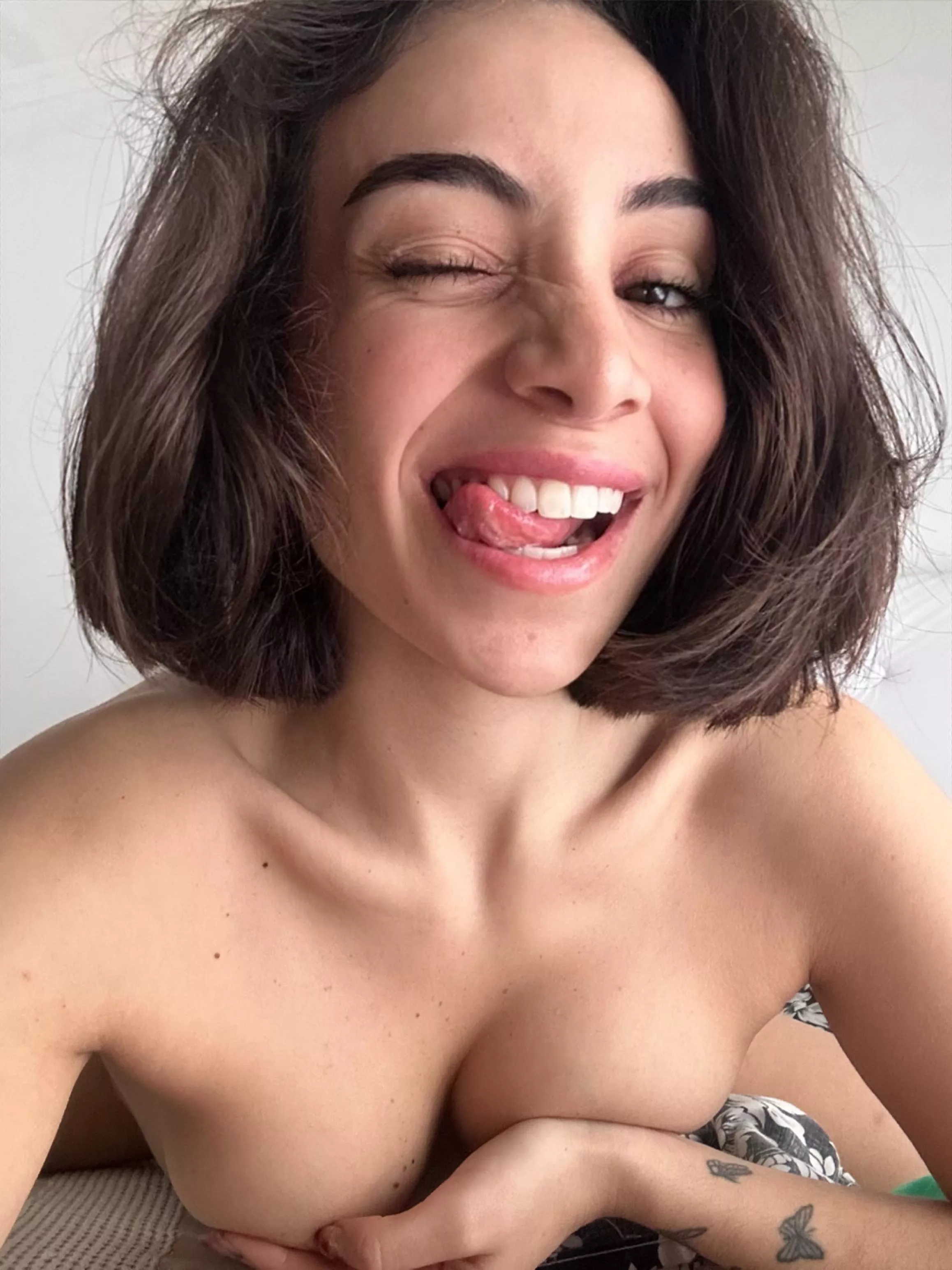 date or just fuck posted by Clkruger