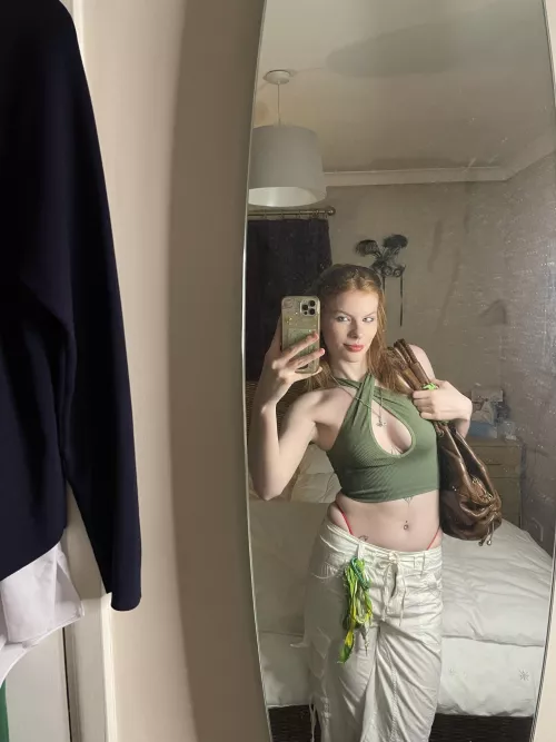 [f18] What do you think of gingers in green? by Tr4ditional_Pick