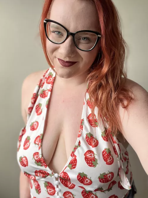 Happy Monday 🙃 by Lauraleslie