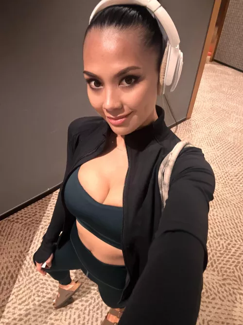 Heading out... by ValanorValar