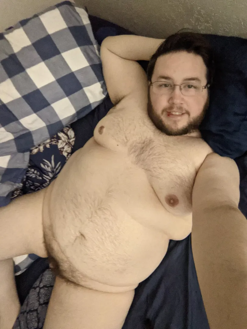 I am far from the ideal bear but I wanted to join in.  by gr8_jake