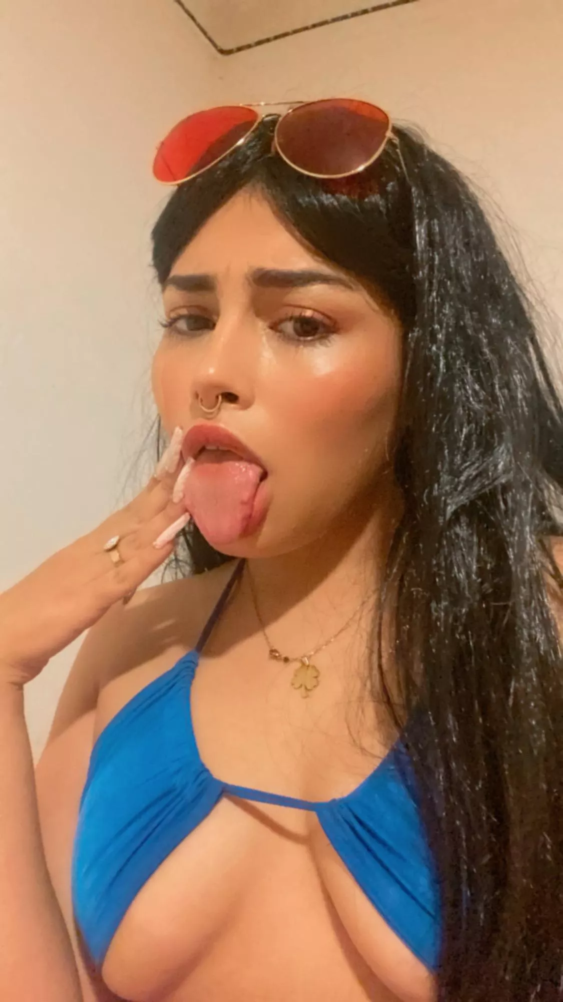 I have an oral fixation today posted by sweet_solanaXO