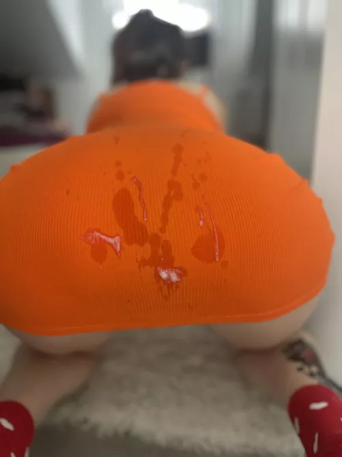 I'll be sending nudes to the first 300 commenters... Try me rn by emellgeee