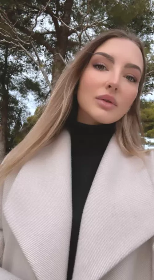 IUTR by Secrethoneygirl