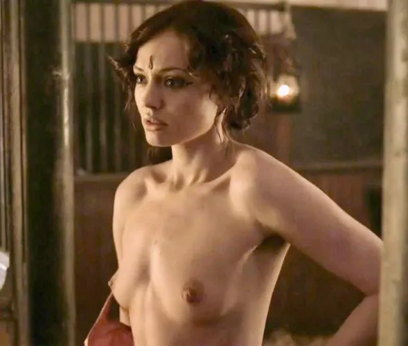 Laura Haddock by kingKyle6690