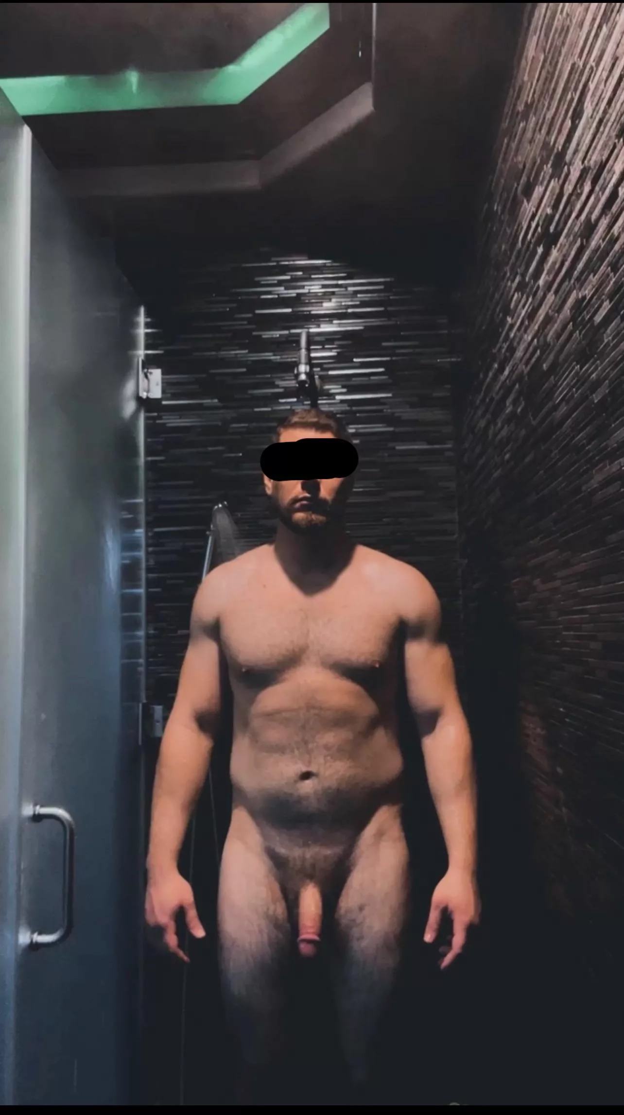 Let’s take a shower together  posted by seventimess