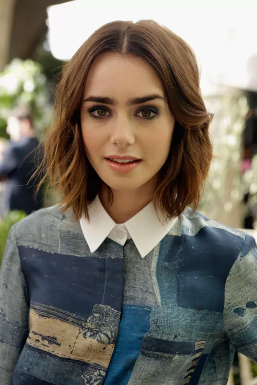 Lily Collins by moveitbabyshakeit