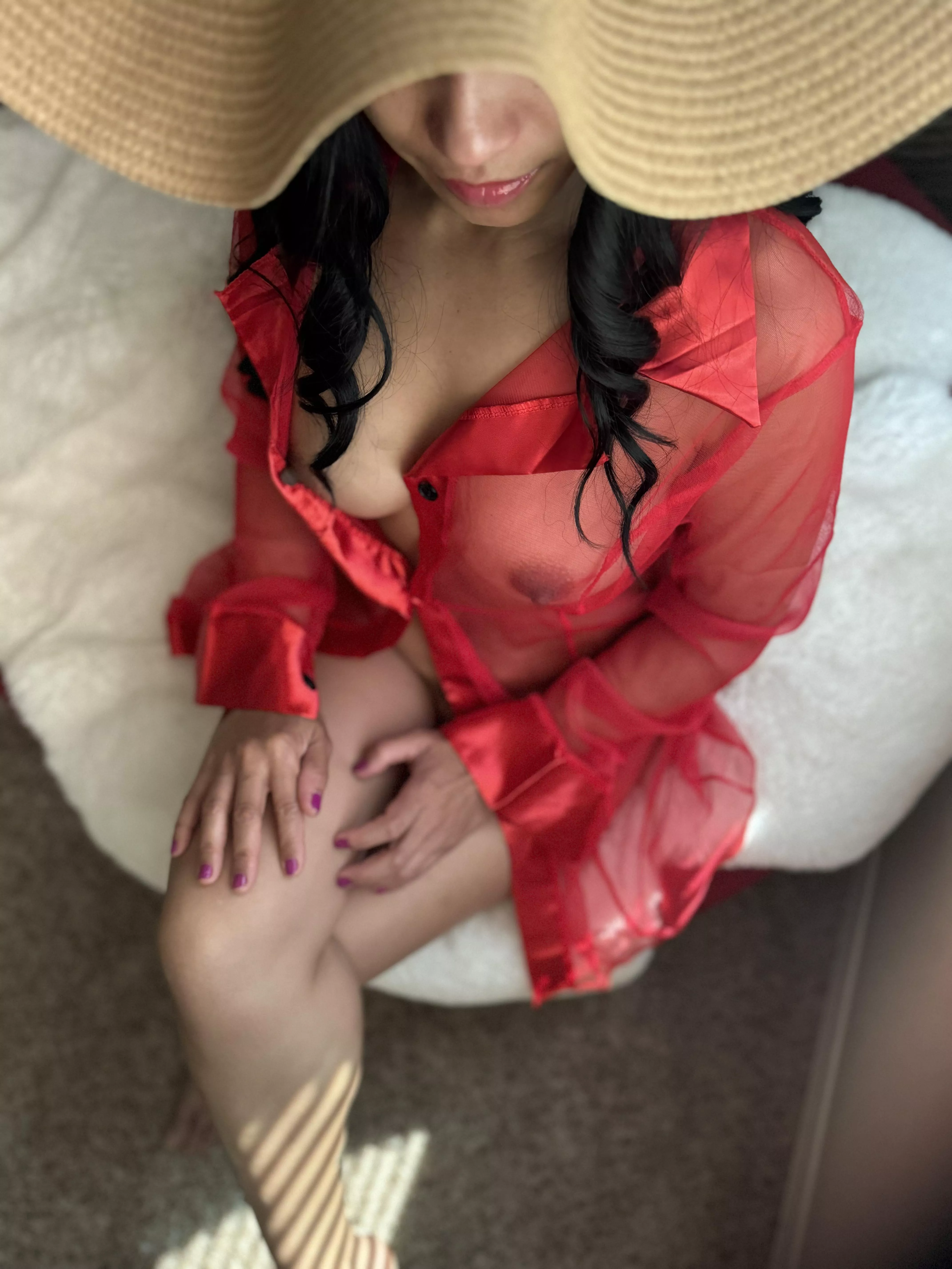 Love this sexy shirt. Feels so good on my nipples. posted by Ms_NoAttachment