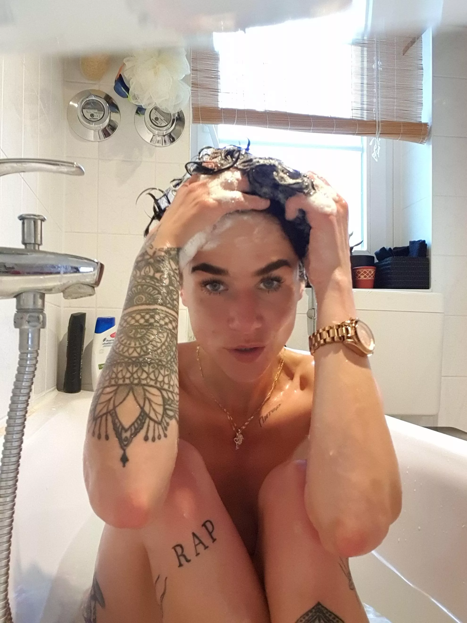 My boyfriend came early yesterday but I know who finishes the job (shoutout to Mr. Shower Head) posted by Mundane_Cheek_4645