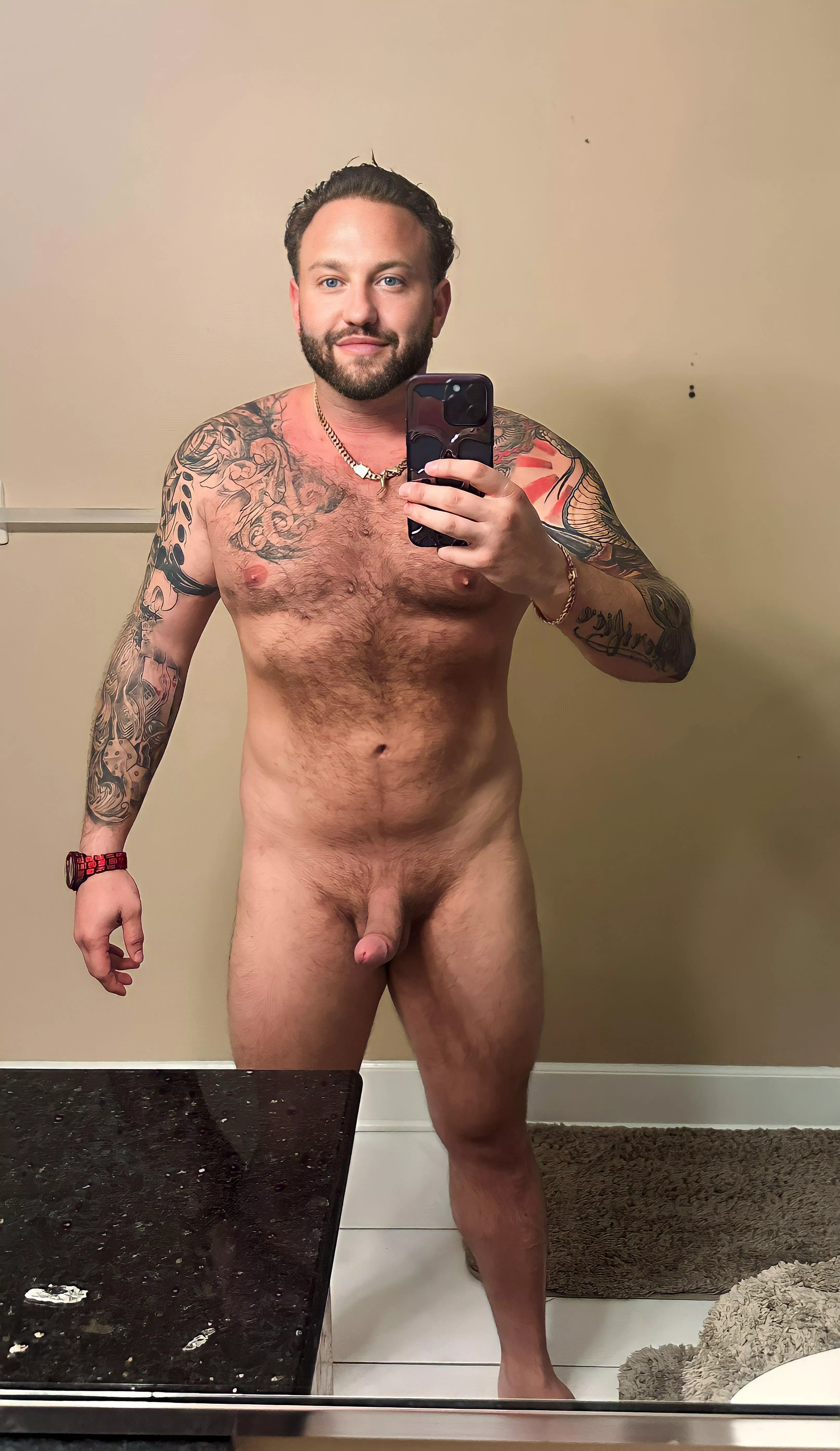 My cock is photogenic posted by italianslinger