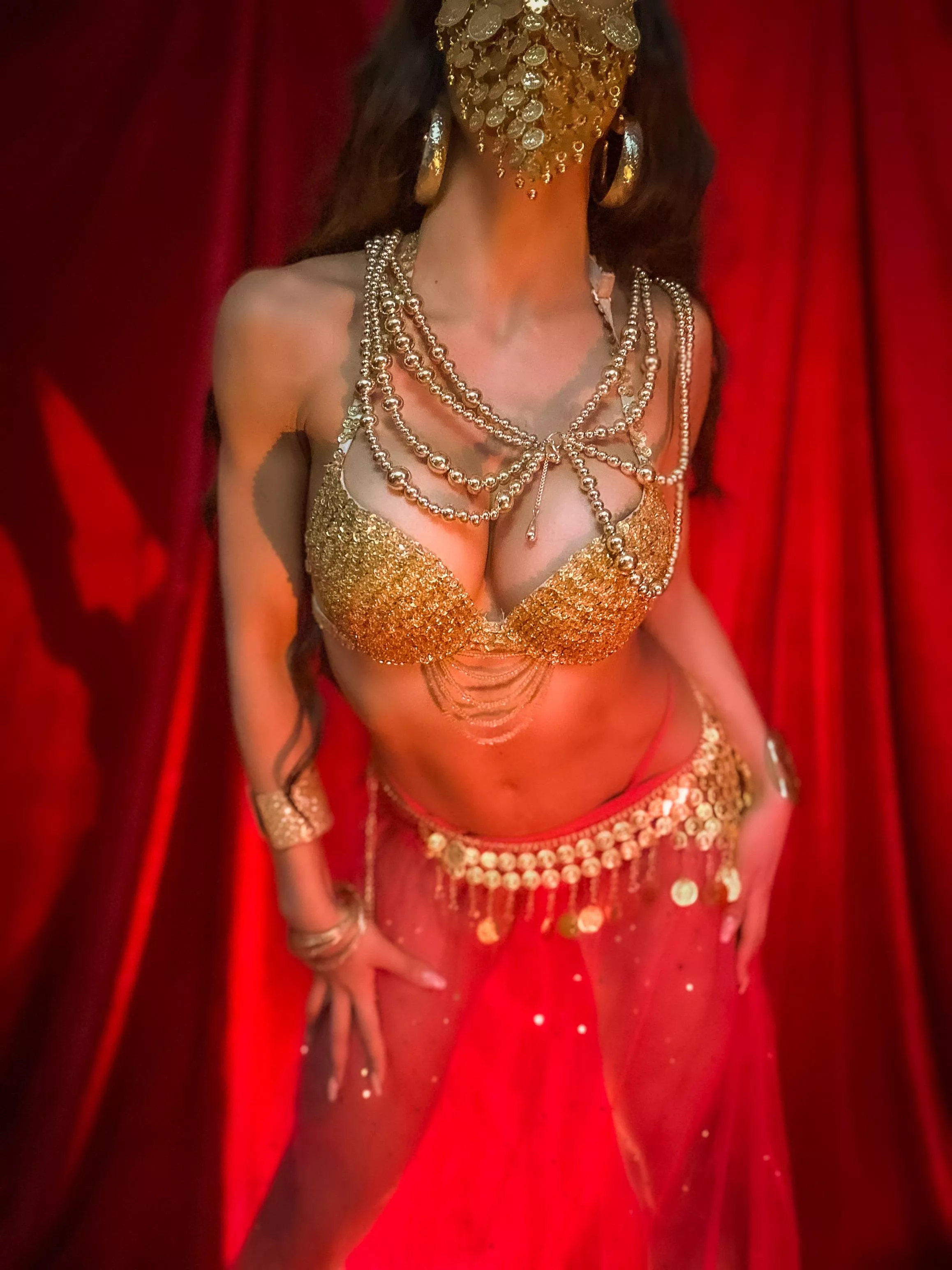 Only gold touches my skin posted by BellydancerBeauty