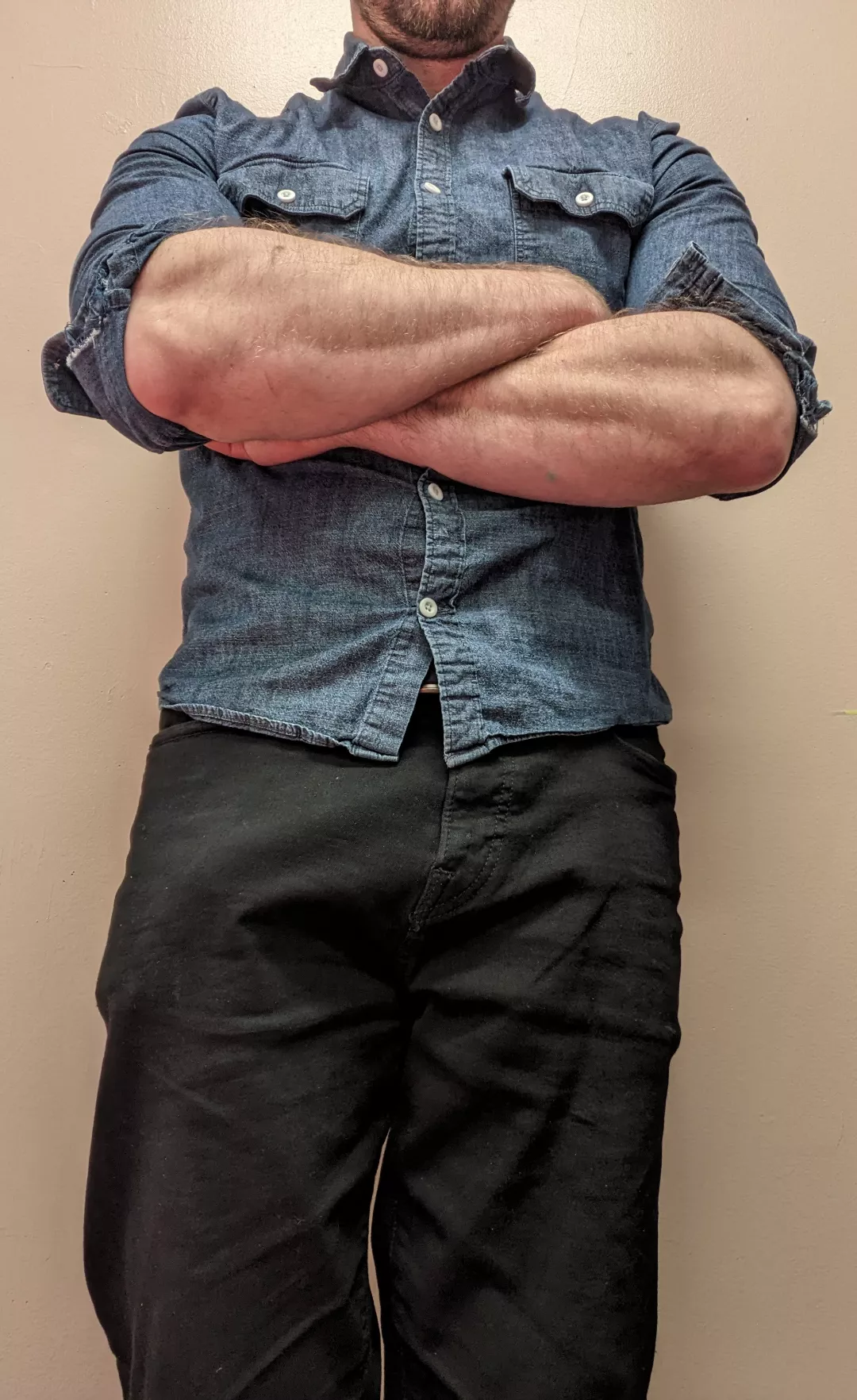 Plenty to stare at in this photo. Strong, thick forearms and...well. posted by tomatoe1987