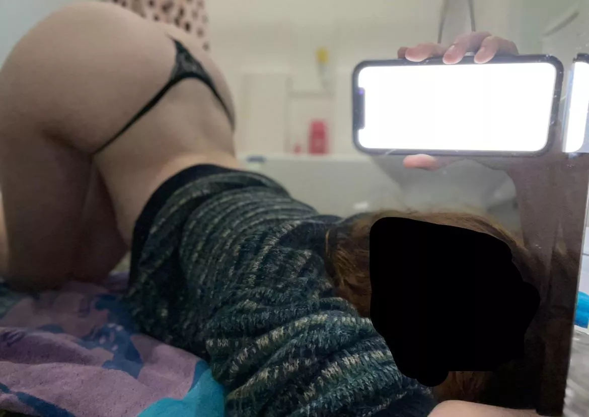 private or public bathrooms? 🙈🩷 posted by evanscent_maiden