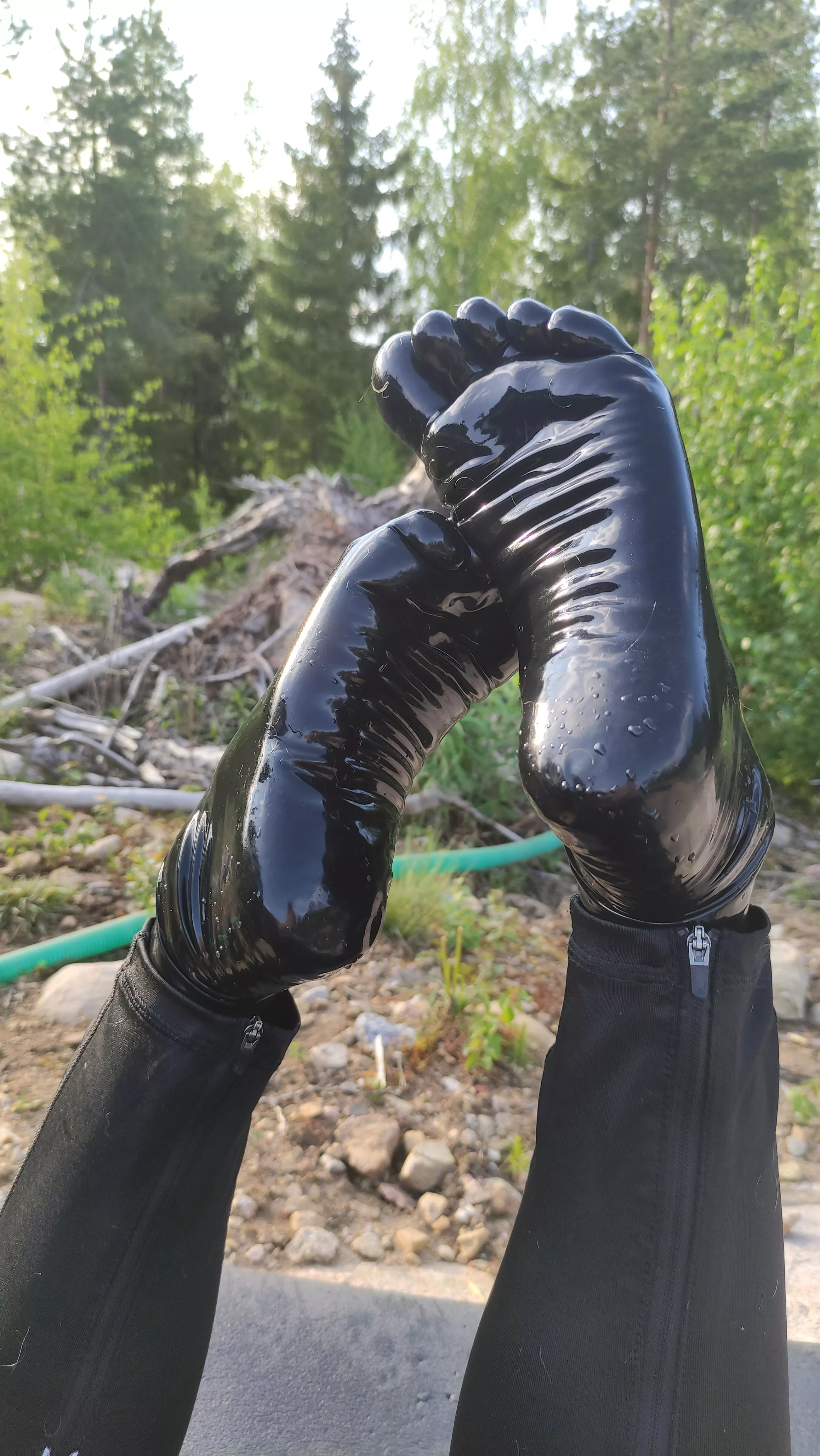 seriously in need of a footrub posted by Long-Seaworthiness38