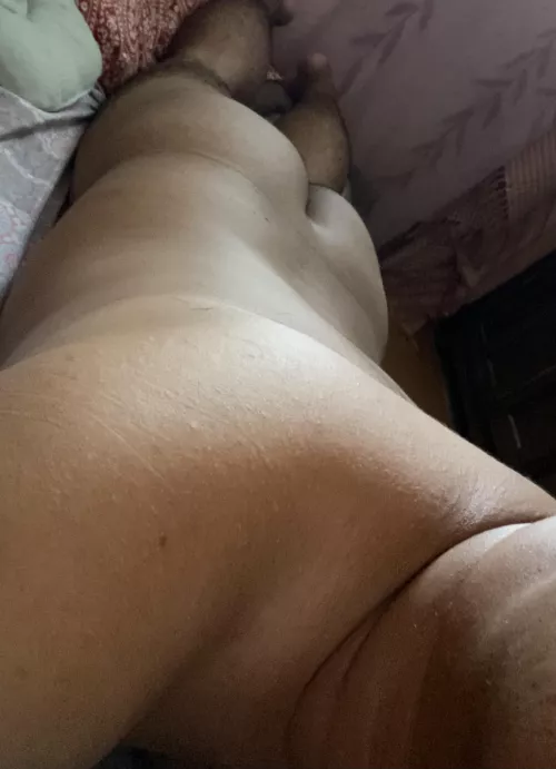 Spread my cheeks for me by Mobile-Painting9753