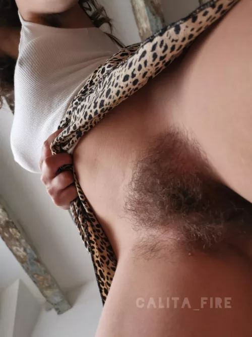 Tell me your favorite artist, I'll determine if you're gonna eat my pussy or not by Calita_fire