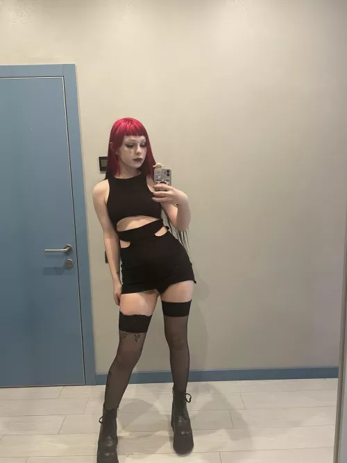 This dress is very sexy by Notrooux