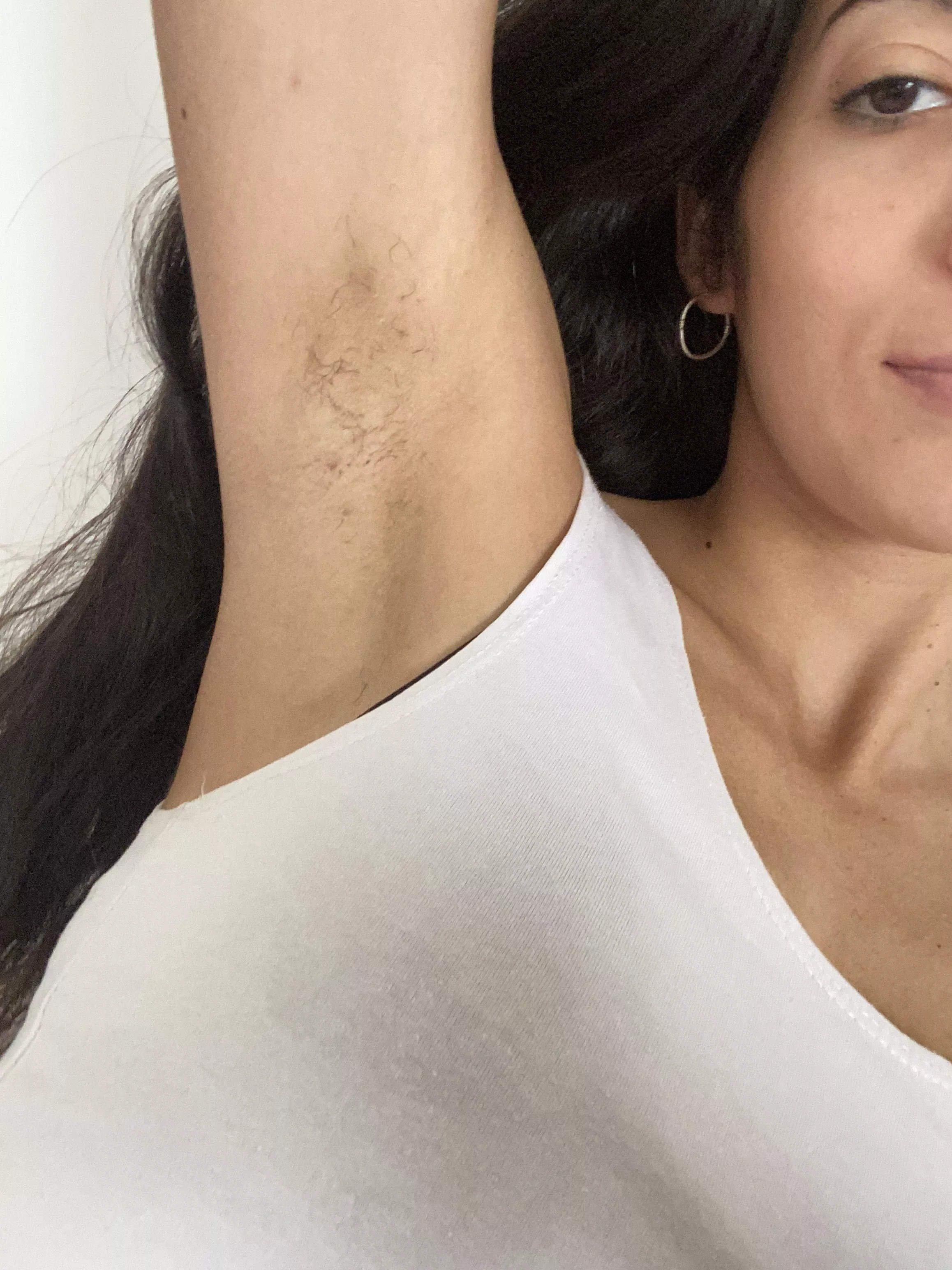 Unapologetically hairy and irresistibly sexy. posted by Missspicylatina