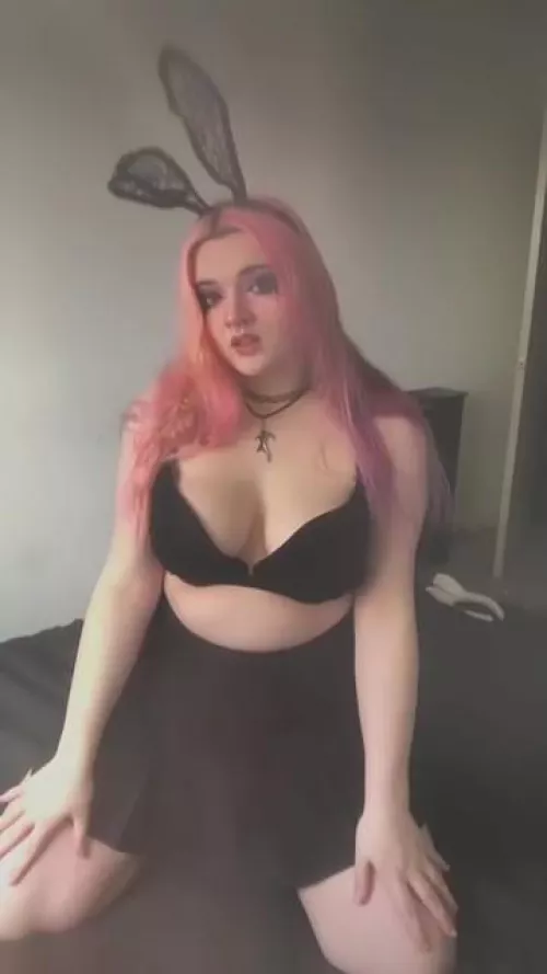 Wanna see me do this nude? 🤭 by IvyRiina