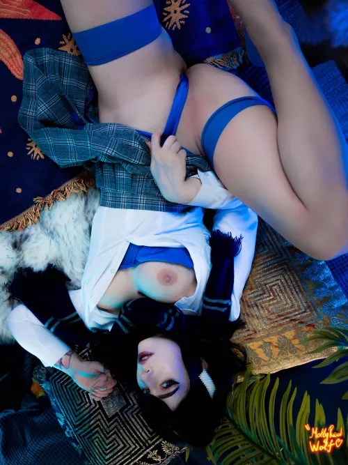 Would you let a girl from Ravenclaw seduce you? by MollyRedWolf