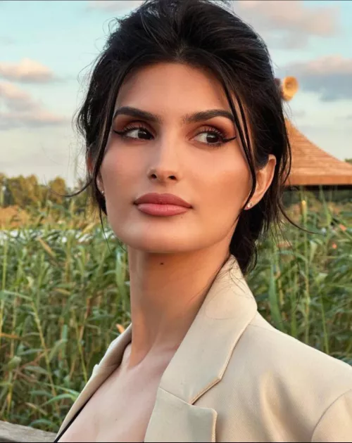 Yael Cohen Aris by SensitiveVariation51