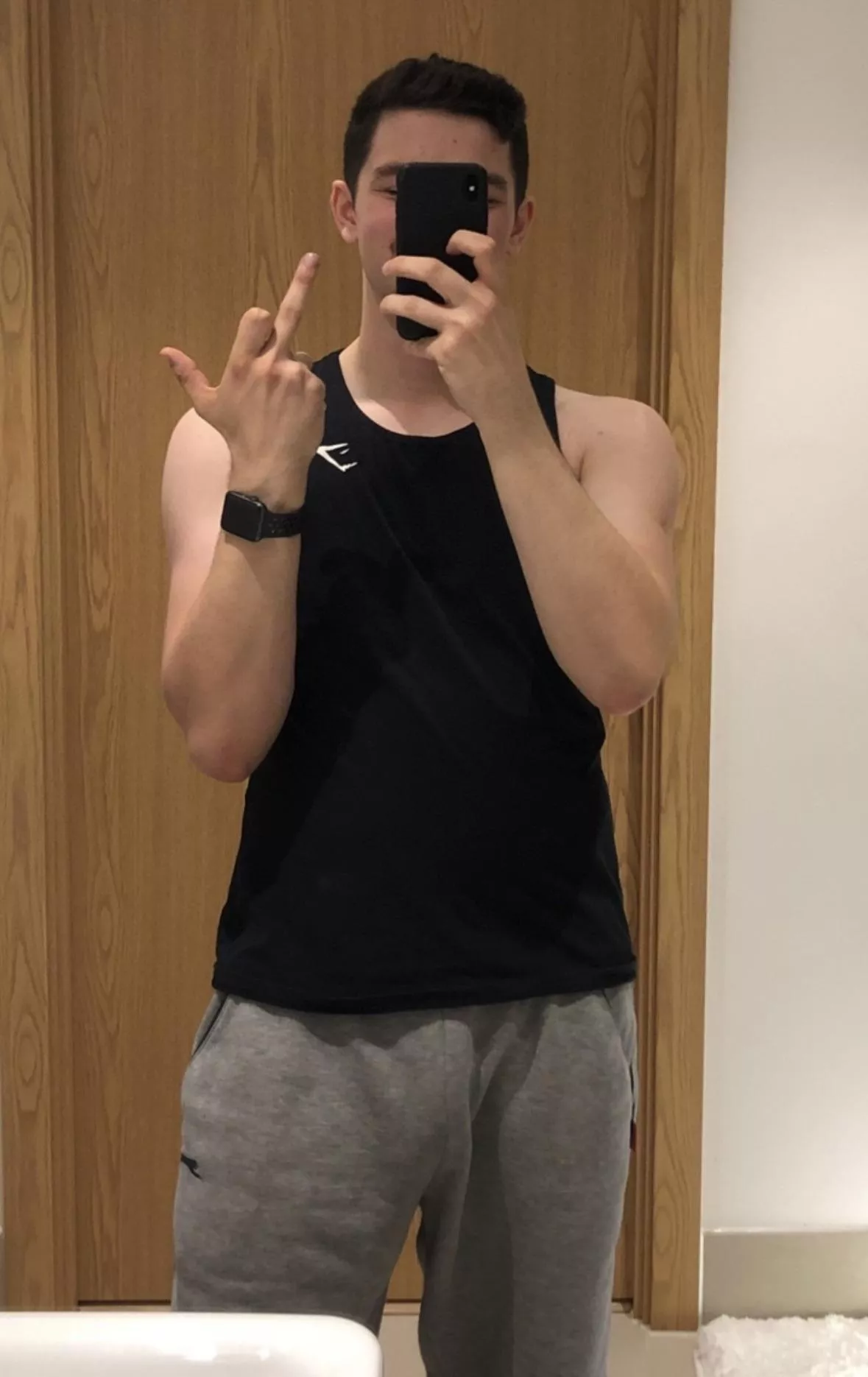 [20M] be my sub? posted by Proof-Advantage4489