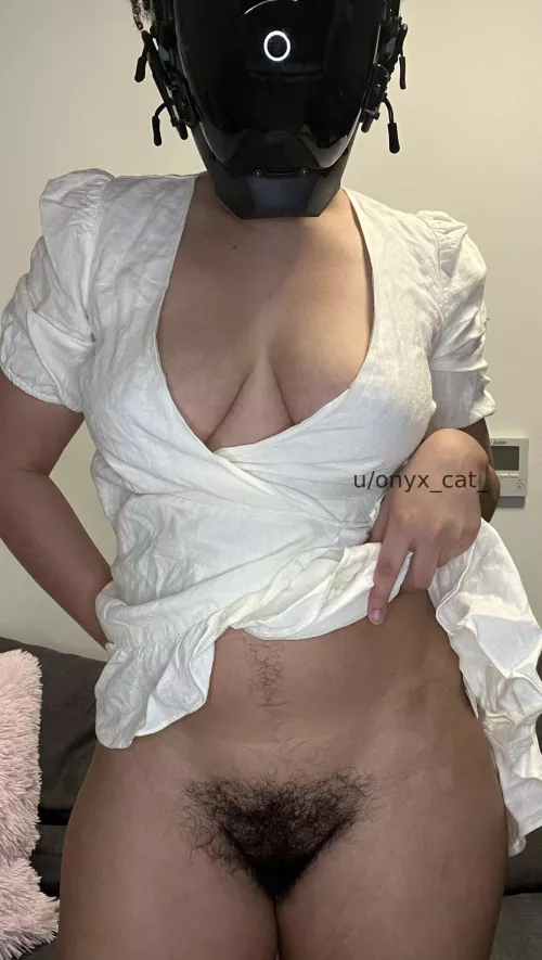 A little bush never hurt anyone by onyx_cat_