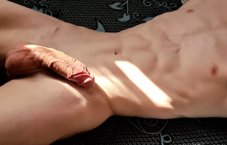 (Age 27) soft kissed by the sun by D_ande_lions