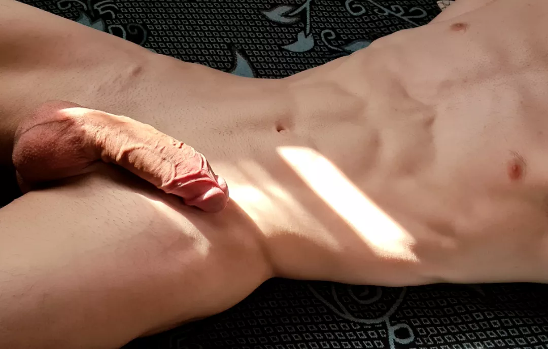 (Age 27) soft kissed by the sun posted by D_ande_lions