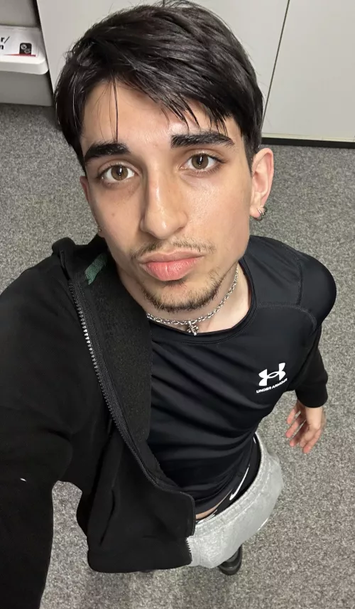 Anyone wanna play on ps5 with me ? by AguyForAguy