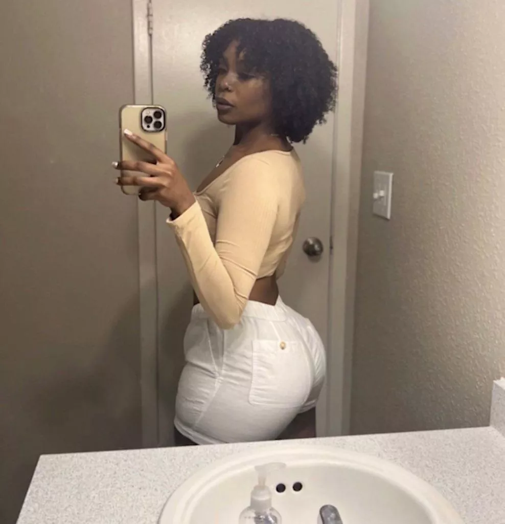 are you an ass simp? by worshipkaylaa